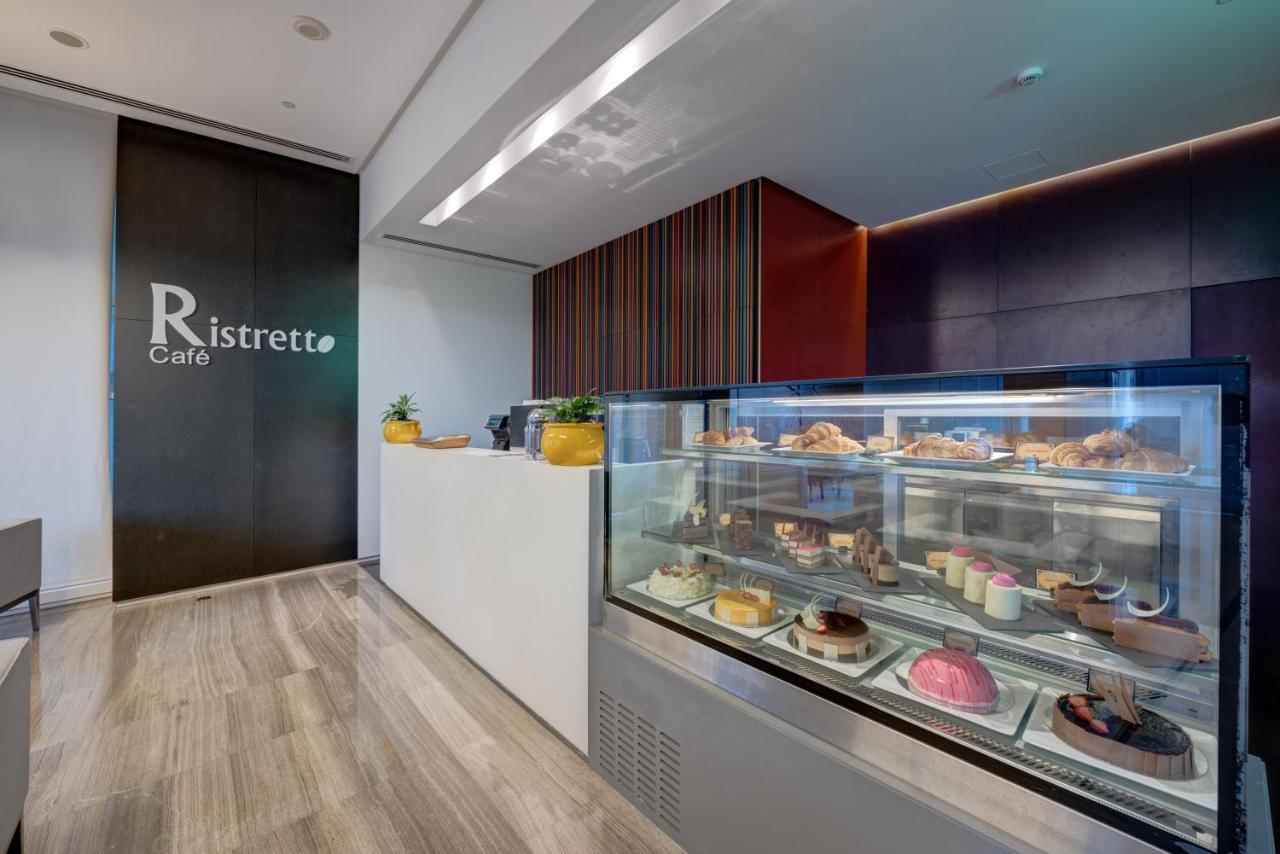 The Act Hotel Sharjah Exterior photo Ristretto Cafe